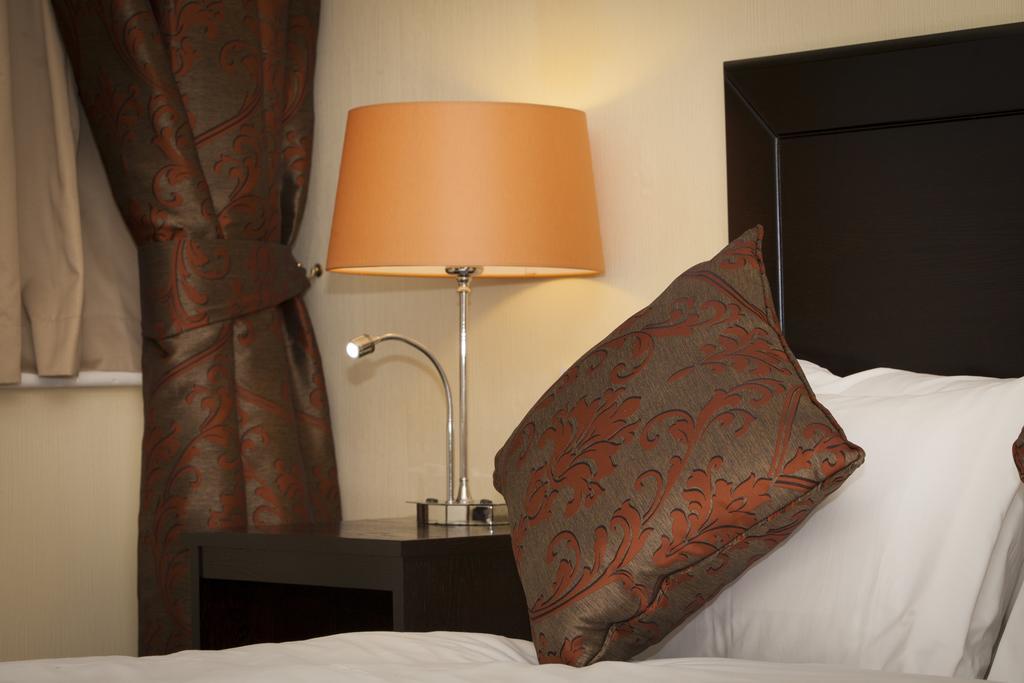 Dolphin Sa1 Hotel Swansea Bilik gambar